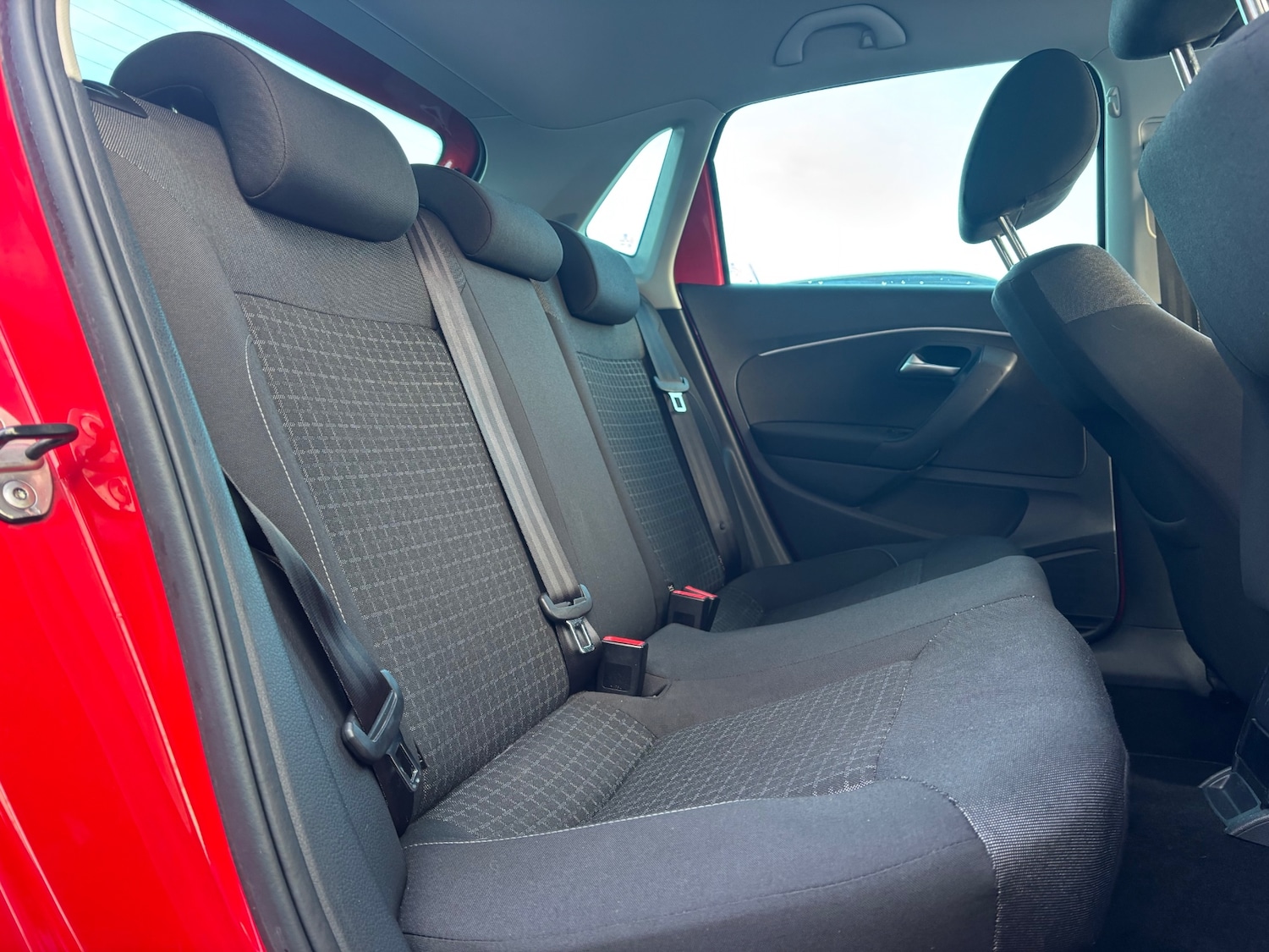 Used Volkswagen Polo 2014 for sale - 76580485: Photo 11