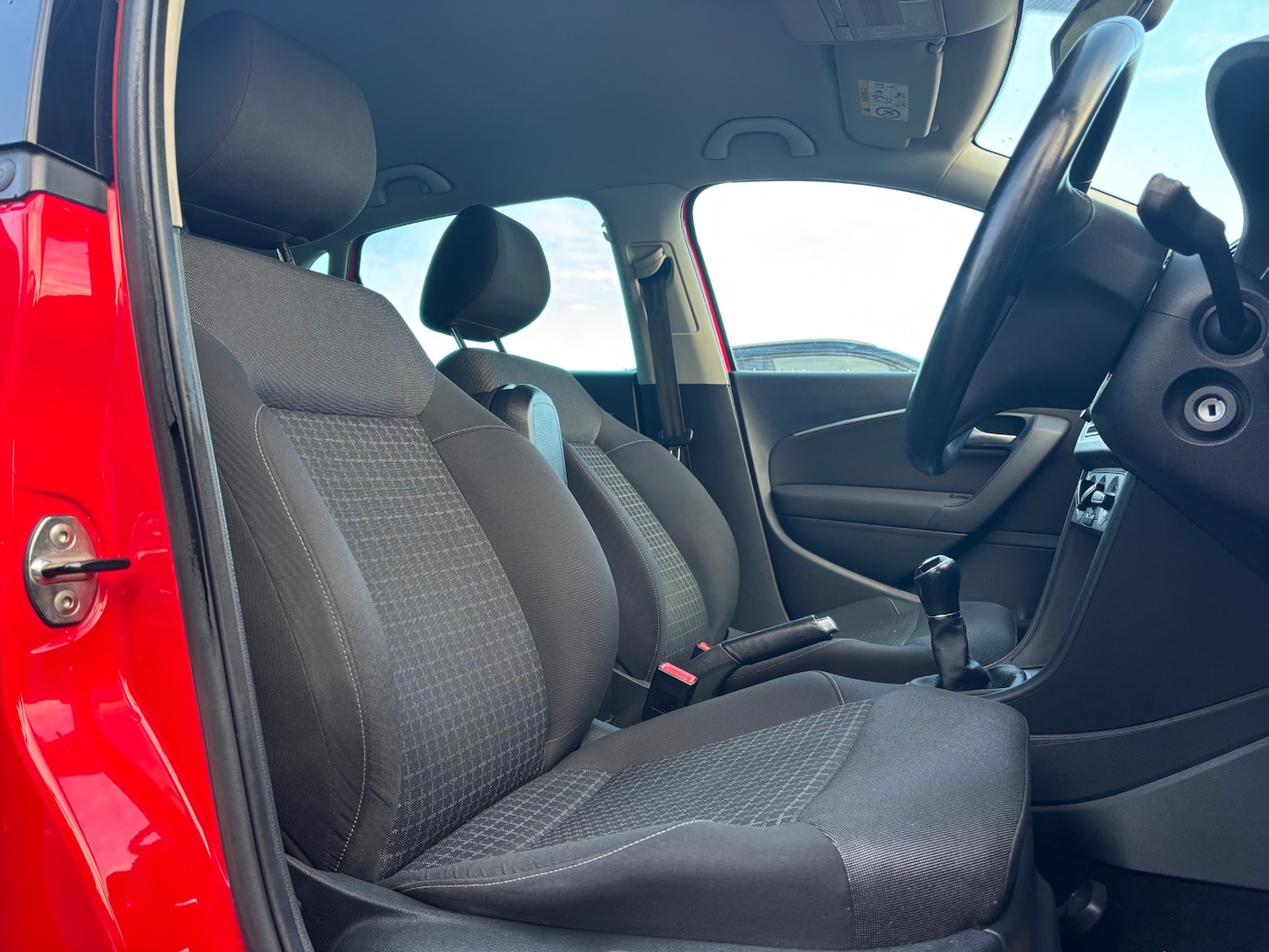 Used Volkswagen Polo 2014 for sale - 76580485: Photo 13