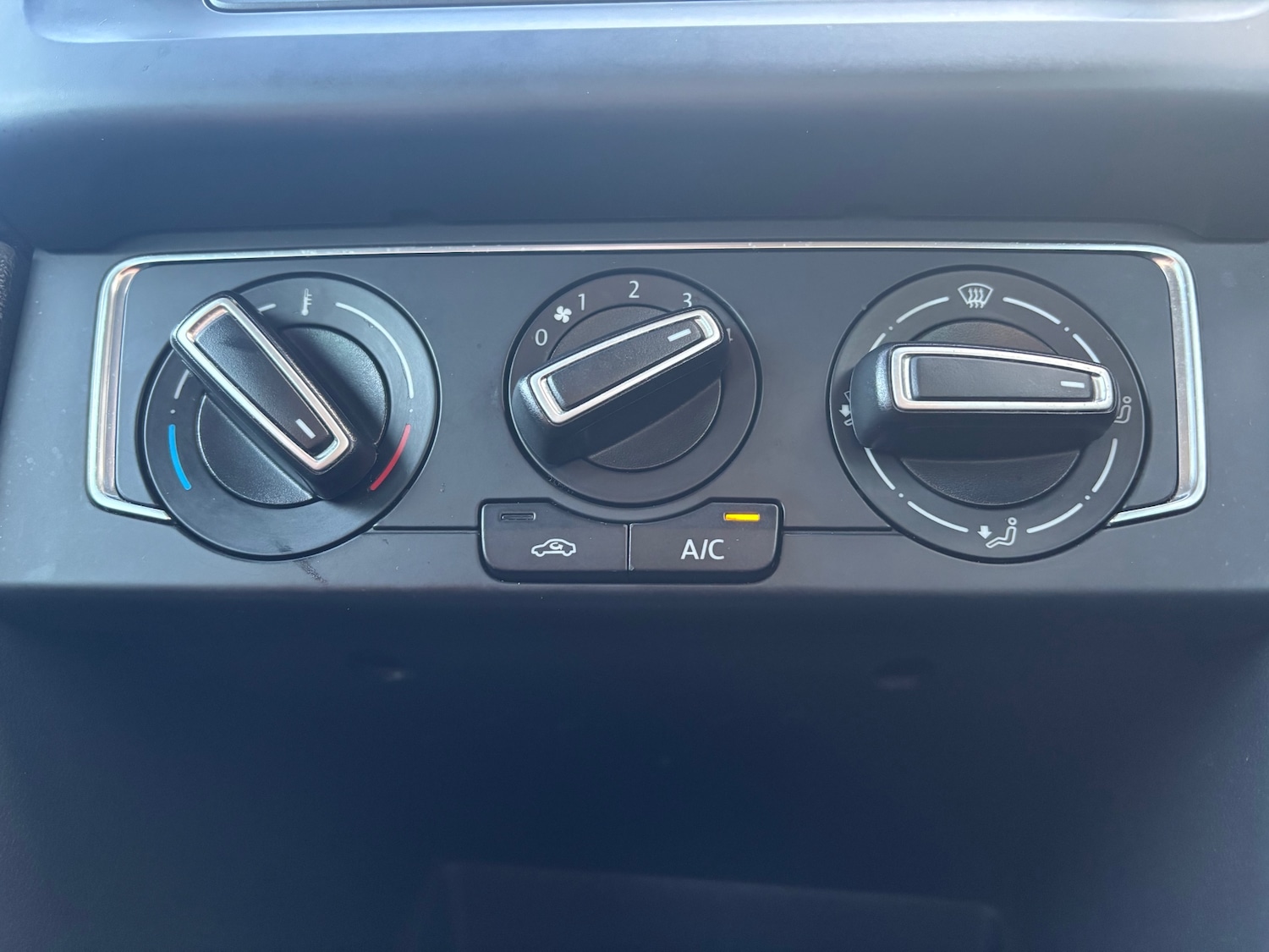 Used Volkswagen Polo 2014 for sale - 76580485: Photo 16