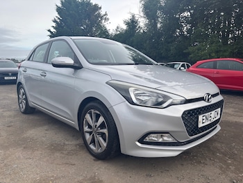 Used Hyundai i20 2015 for sale - 75997205: Photo