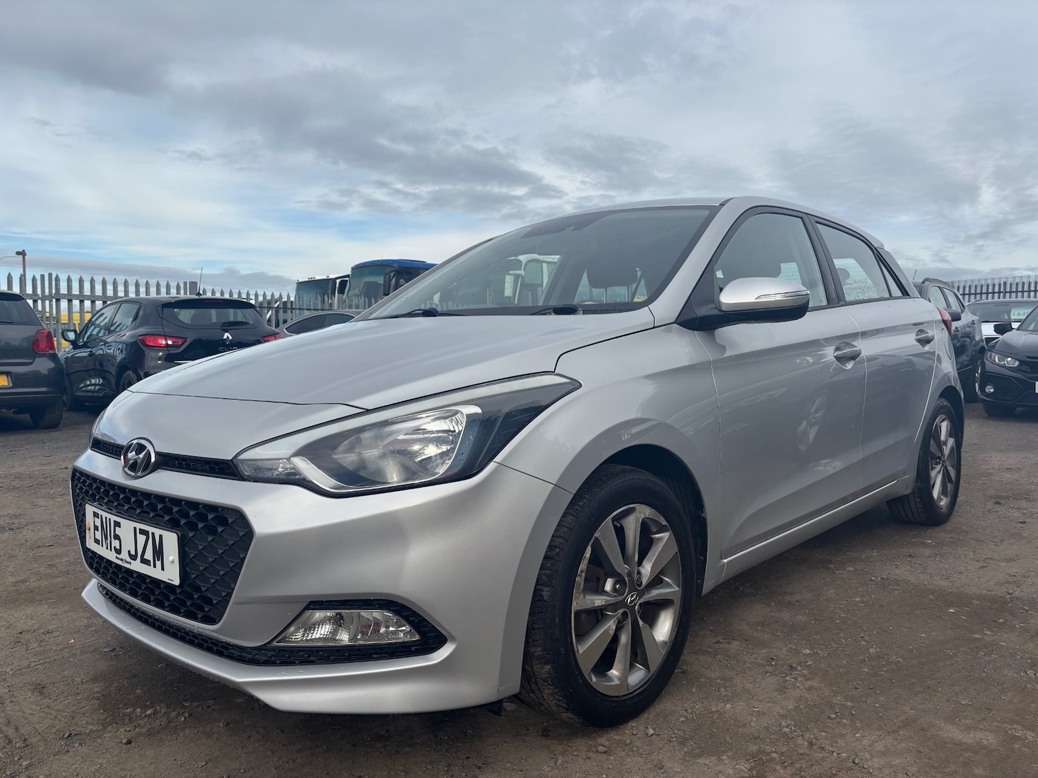Used Hyundai i20 2015 for sale - 75997205: Photo 4