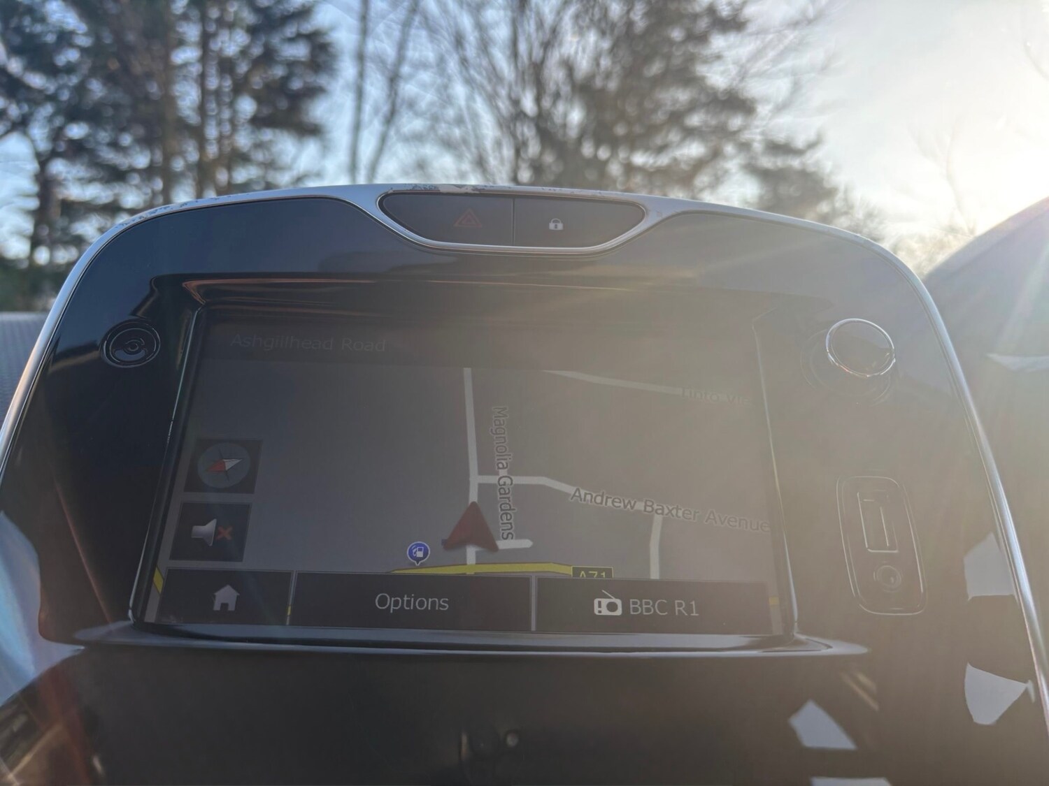 Used Renault Clio 2015 for sale - 77759084: Photo 15