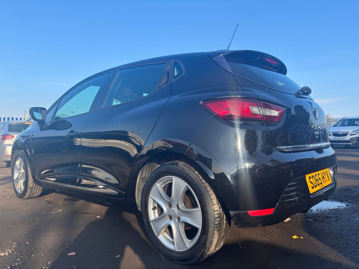 Used Renault Clio 2015 for sale - 77759084: Photo 7