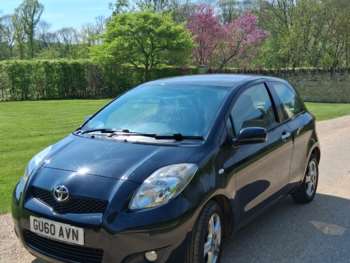 Used Toyota Yaris 2010 for sale - 74860814: Photo