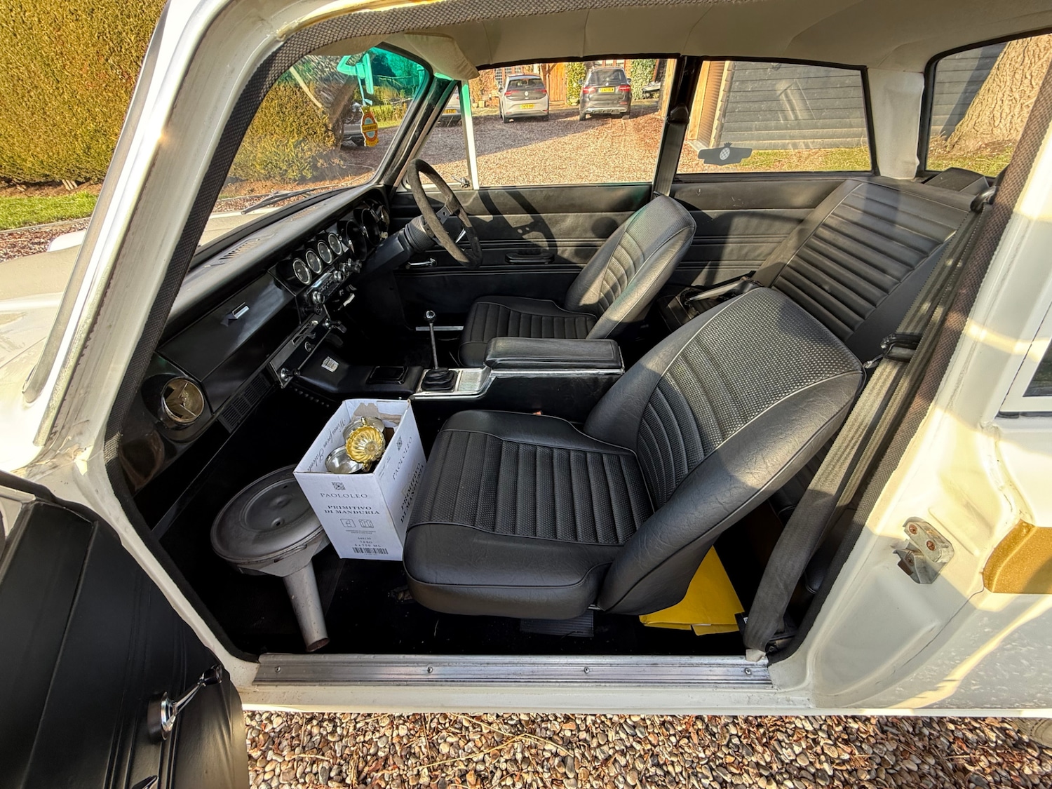 Used Ford Cortina 1965 for sale - 77241850: Photo 27