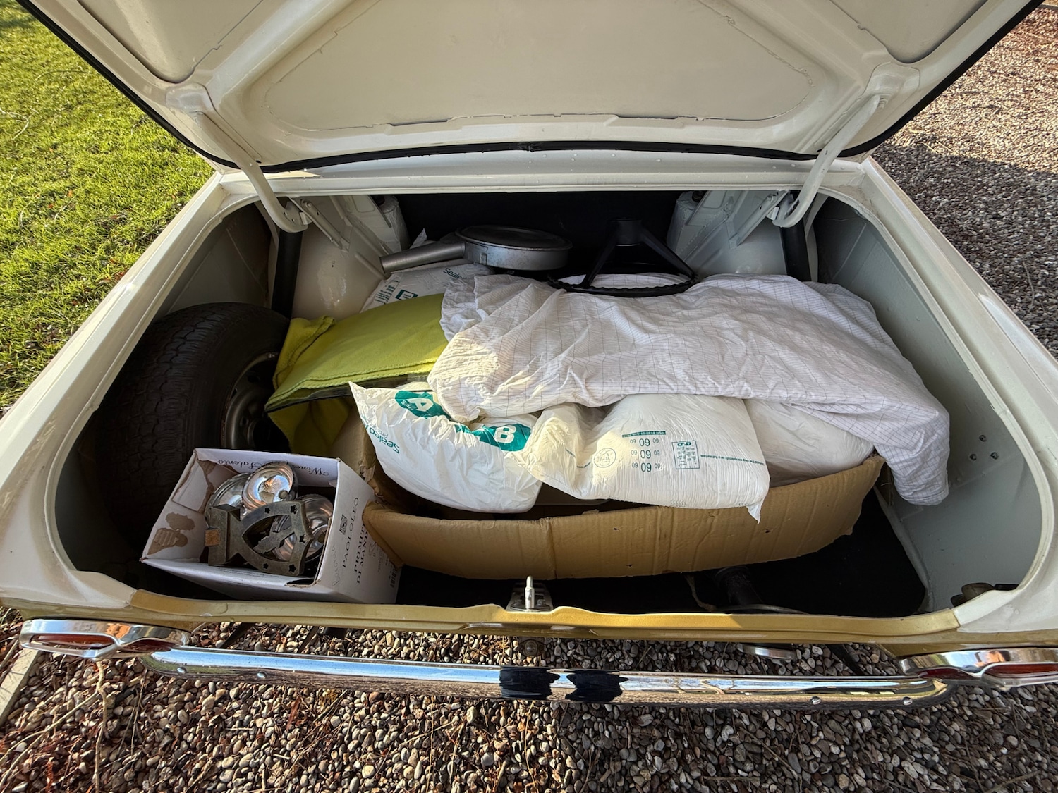 Used Ford Cortina 1965 for sale - 77241850: Photo 34