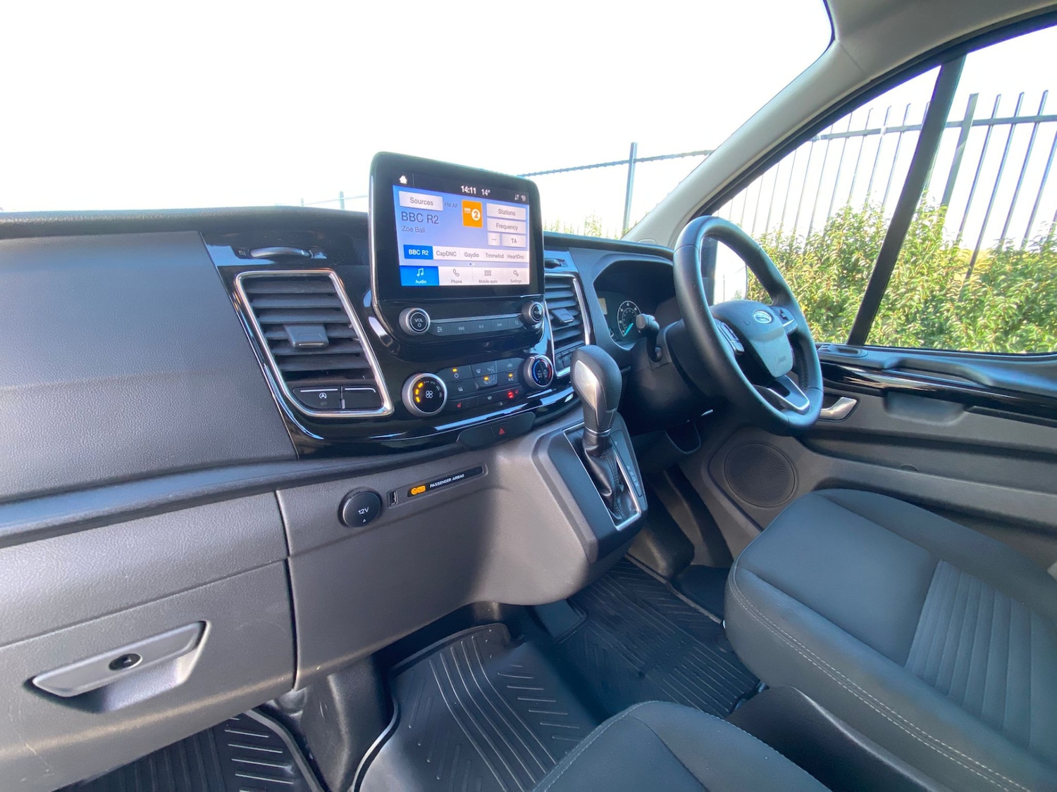 Used Ford Transit Custom 2022 for sale - 76437126: Photo 2