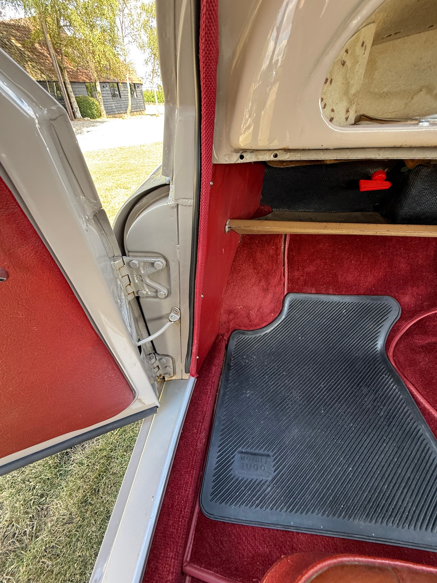 Vehicle 28