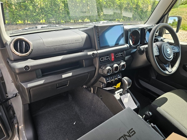 Used Suzuki Jimny for sale - 75483188: Photo 7