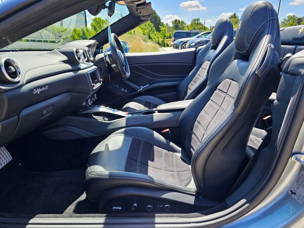 Used Ferrari California 2016 for sale - 71648775: Photo 11