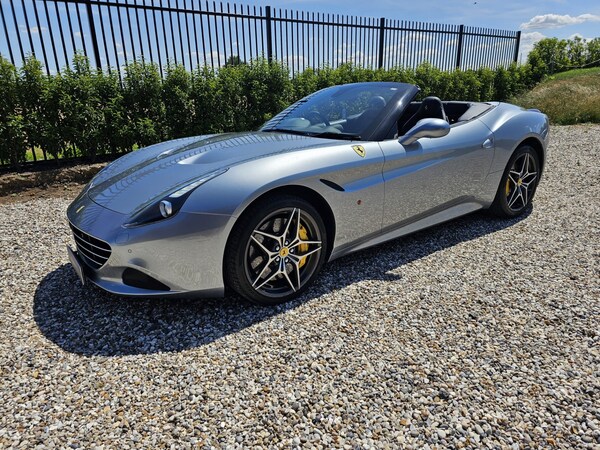 Used Ferrari California 2016 for sale - 71648775: Photo 17