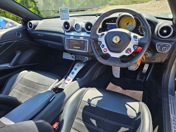Used Ferrari California 2016 for sale - 71648775: Photo 8