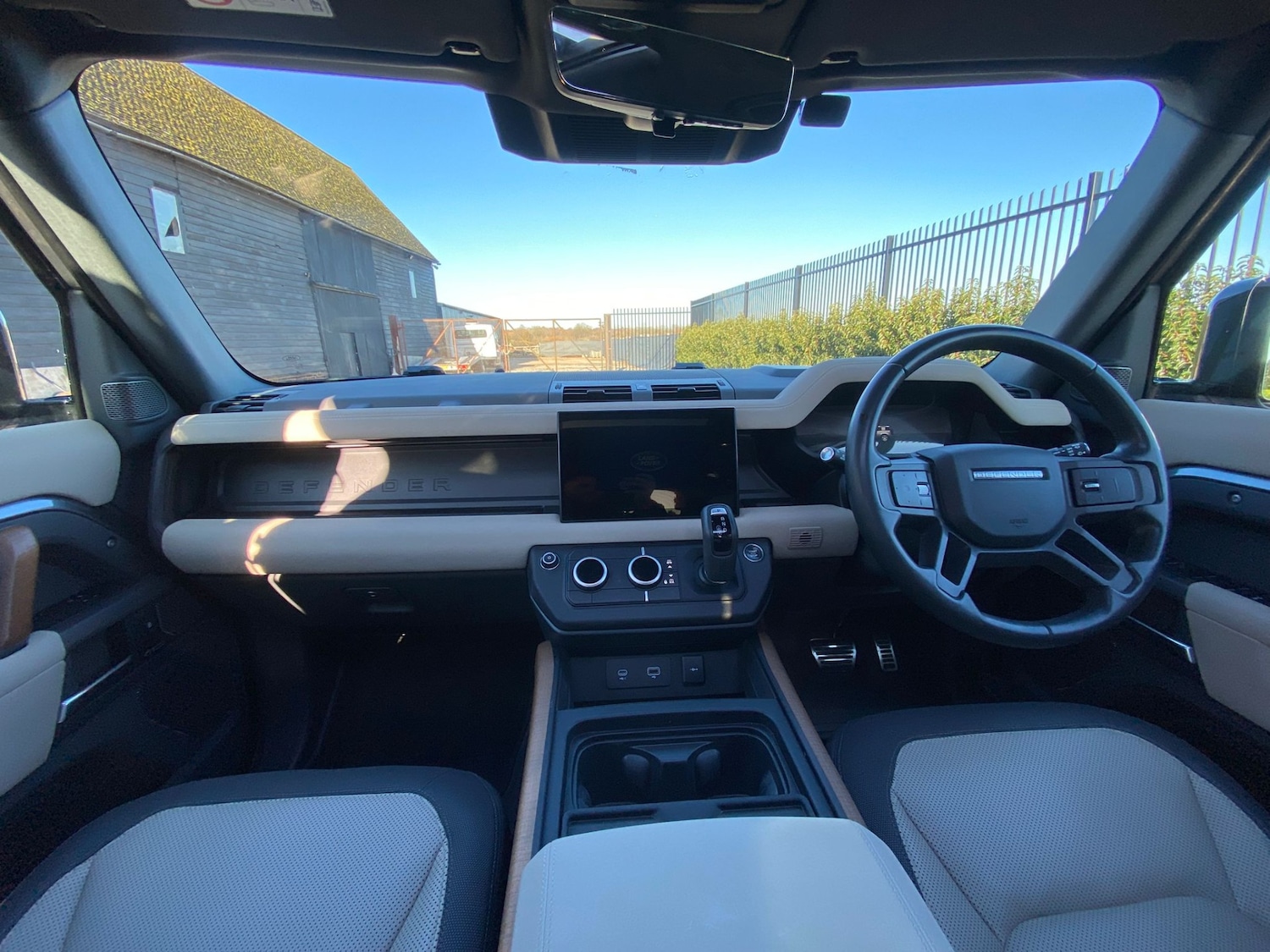 Used Land Rover Defender 2022 for sale - 76807324: Photo 28