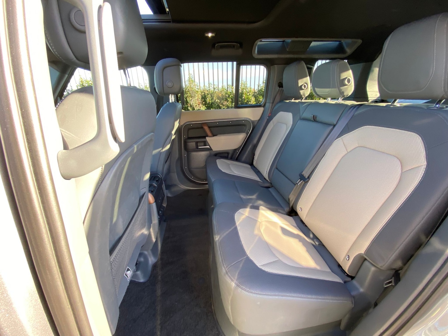 Used Land Rover Defender 2022 for sale - 76807324: Photo 29