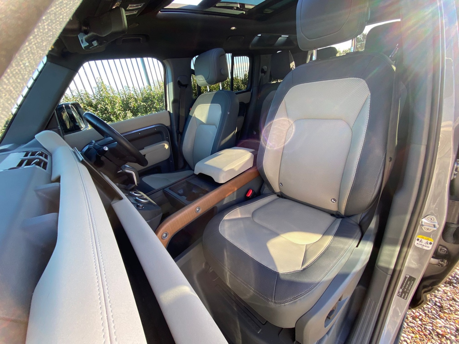 Used Land Rover Defender 2022 for sale - 76807324: Photo 30