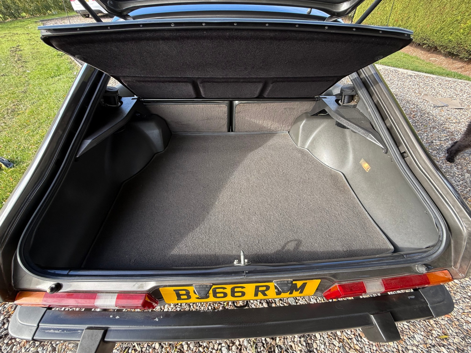 Used Ford Capri 1984 for sale - 76578285: Photo 44