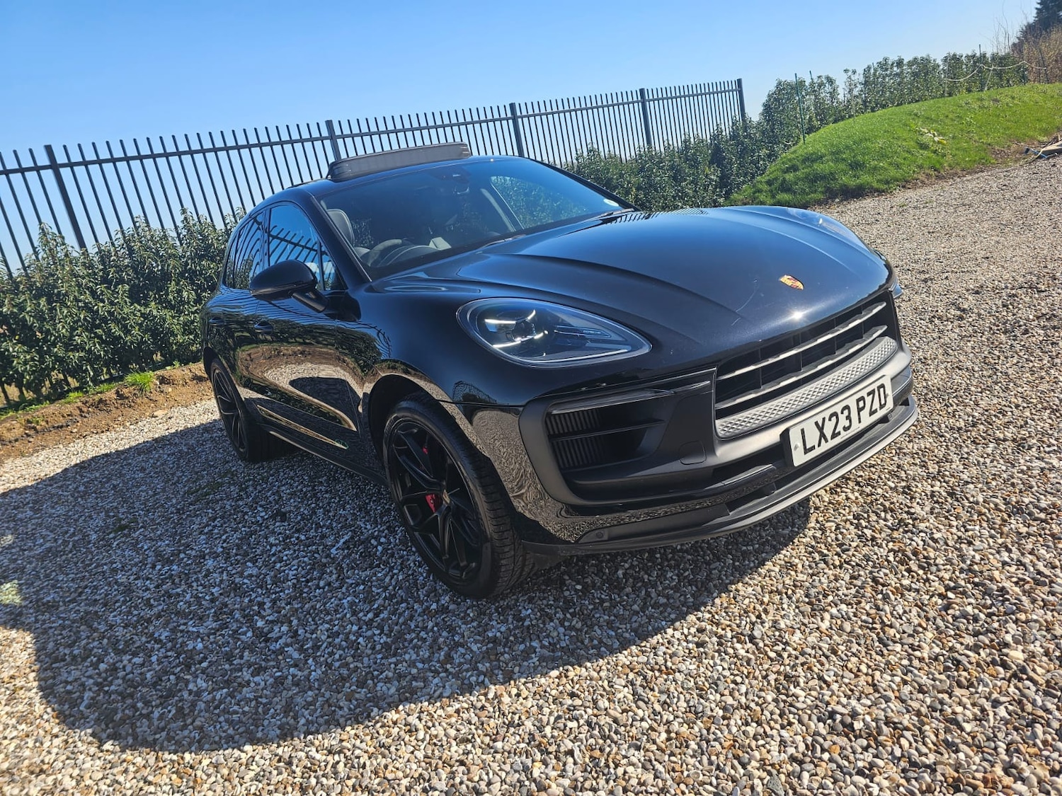 Used Porsche Macan 2023 for sale - 78078143: Photo 1