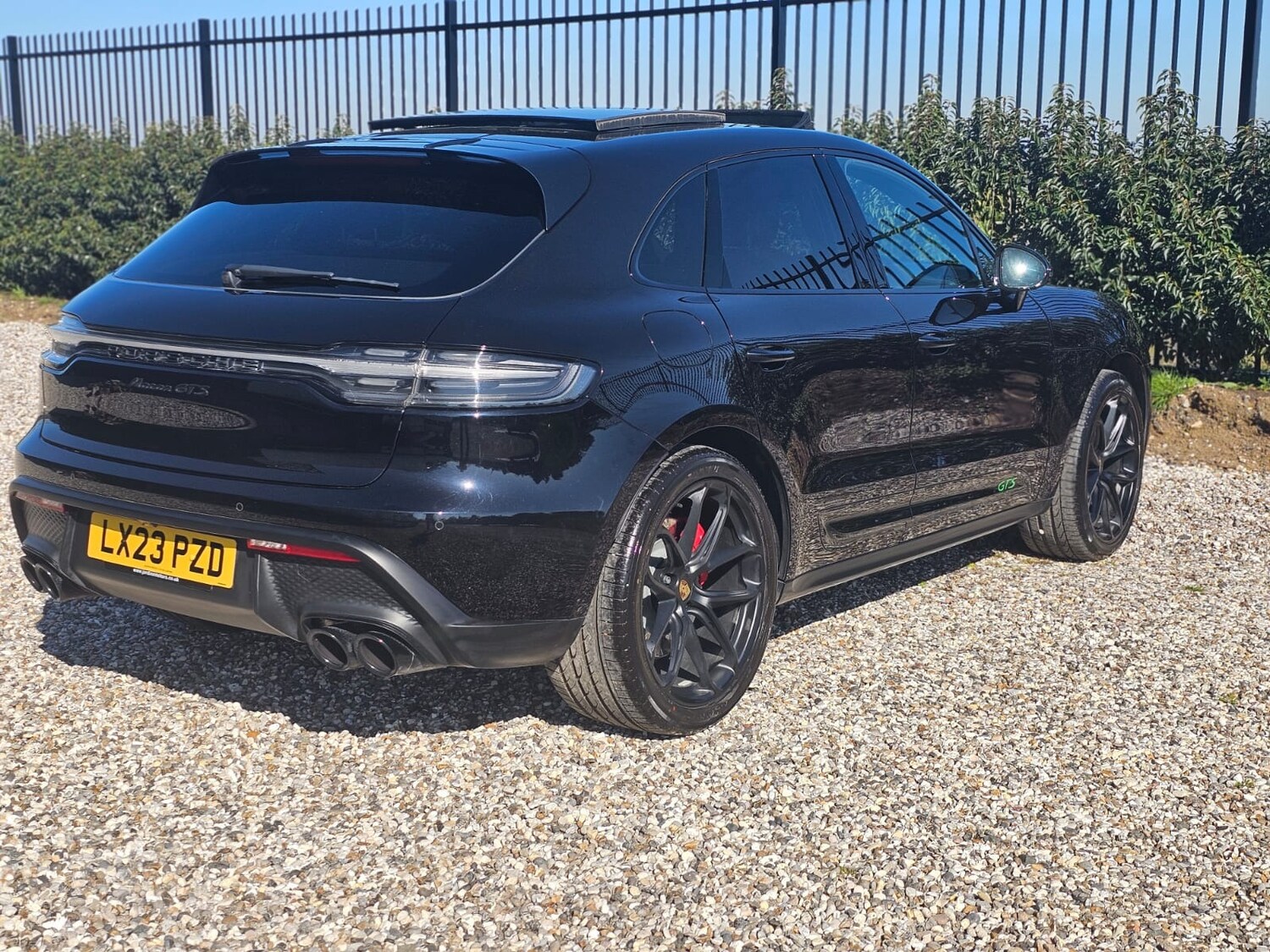 Used Porsche Macan 2023 for sale - 78078143: Photo 16