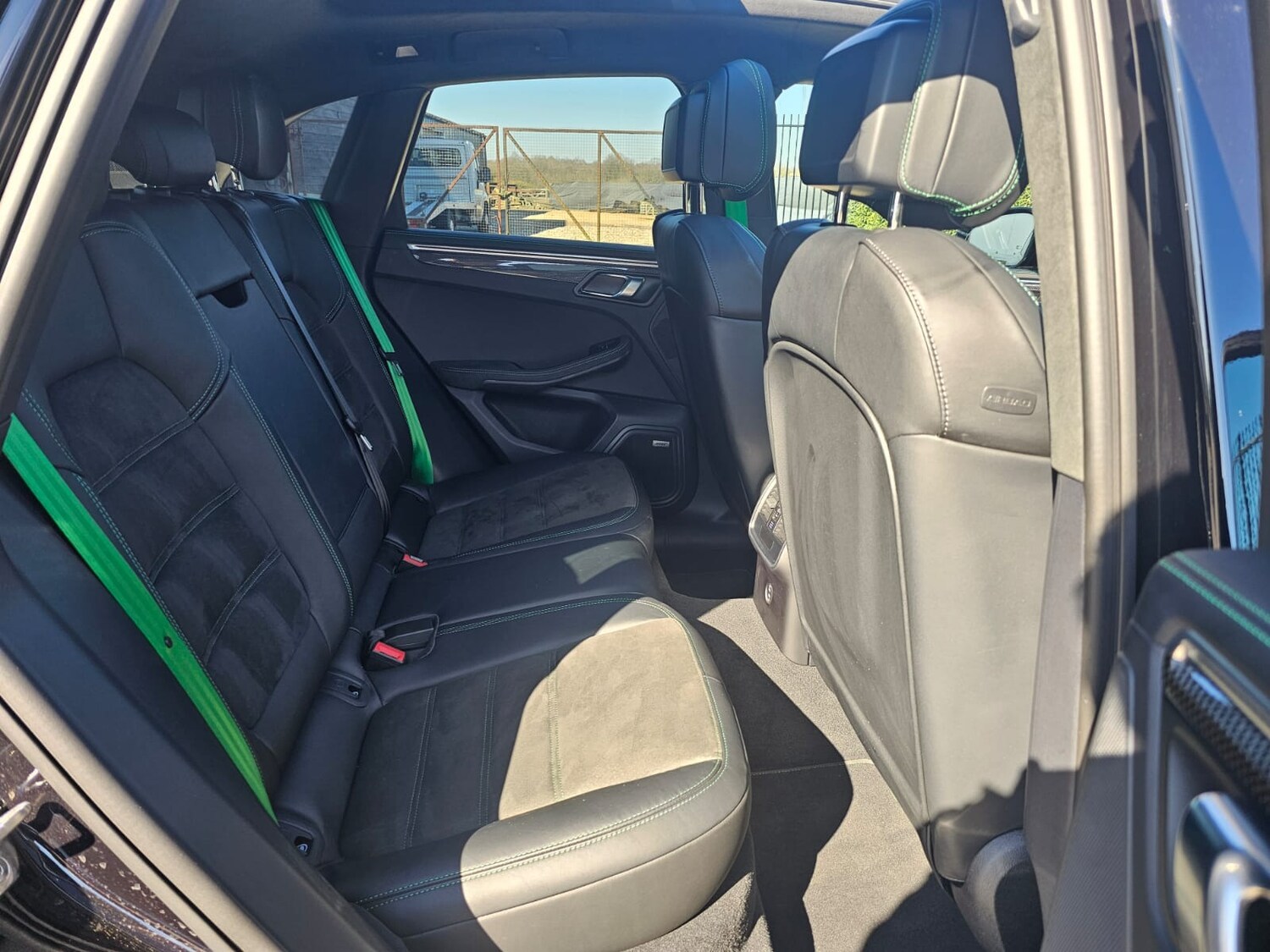 Used Porsche Macan 2023 for sale - 78078143: Photo 17