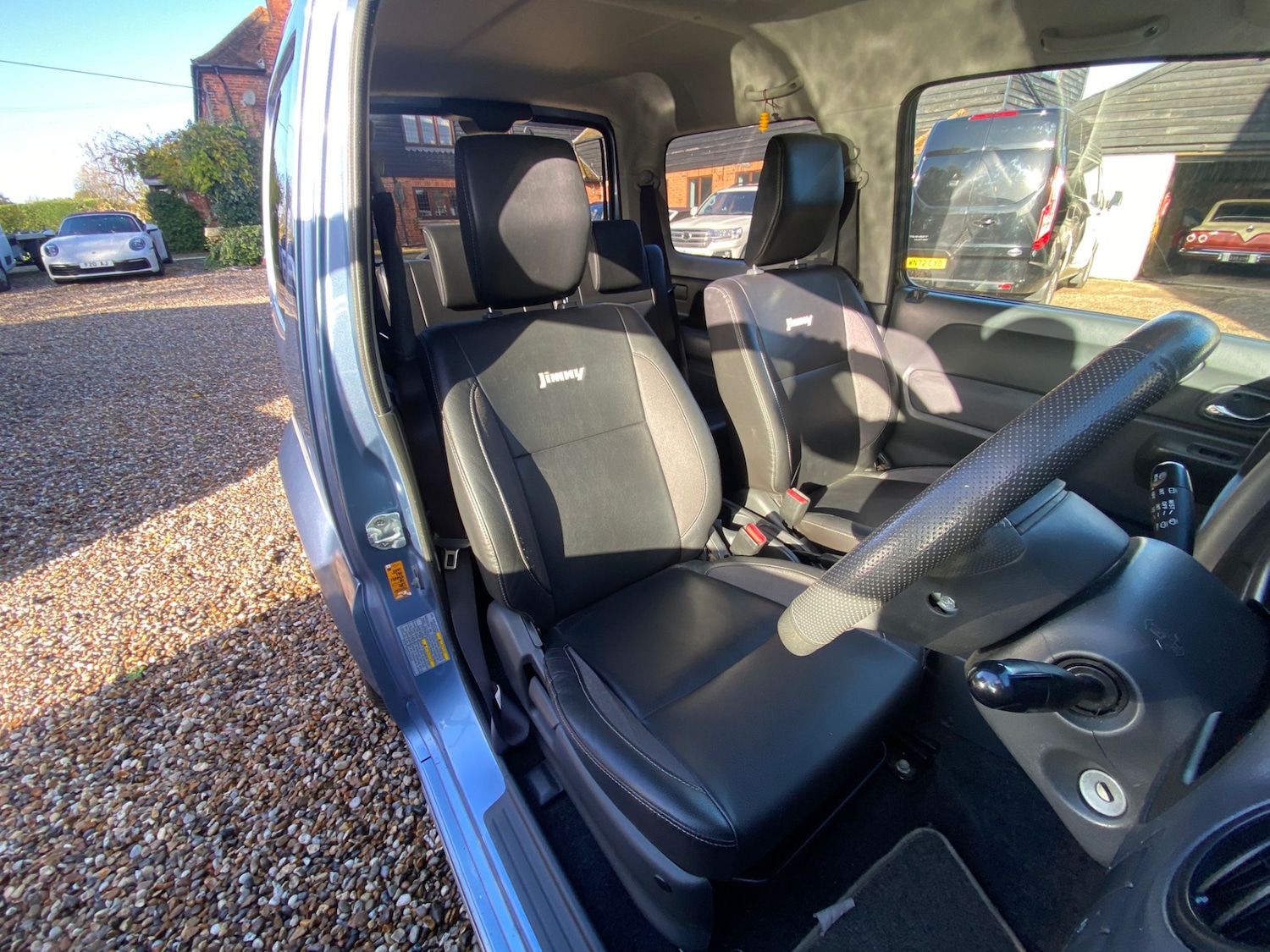 Used Suzuki Jimny 2013 for sale - 76436314: Photo 2