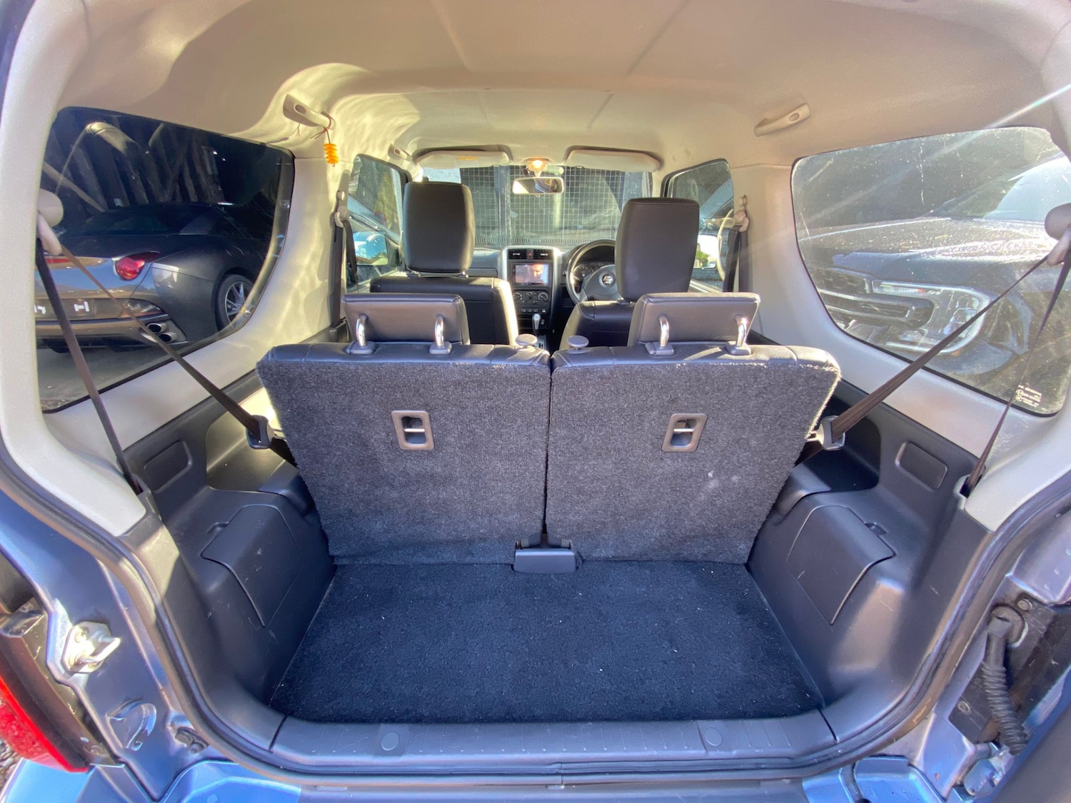 Used Suzuki Jimny 2013 for sale - 76436314: Photo 28