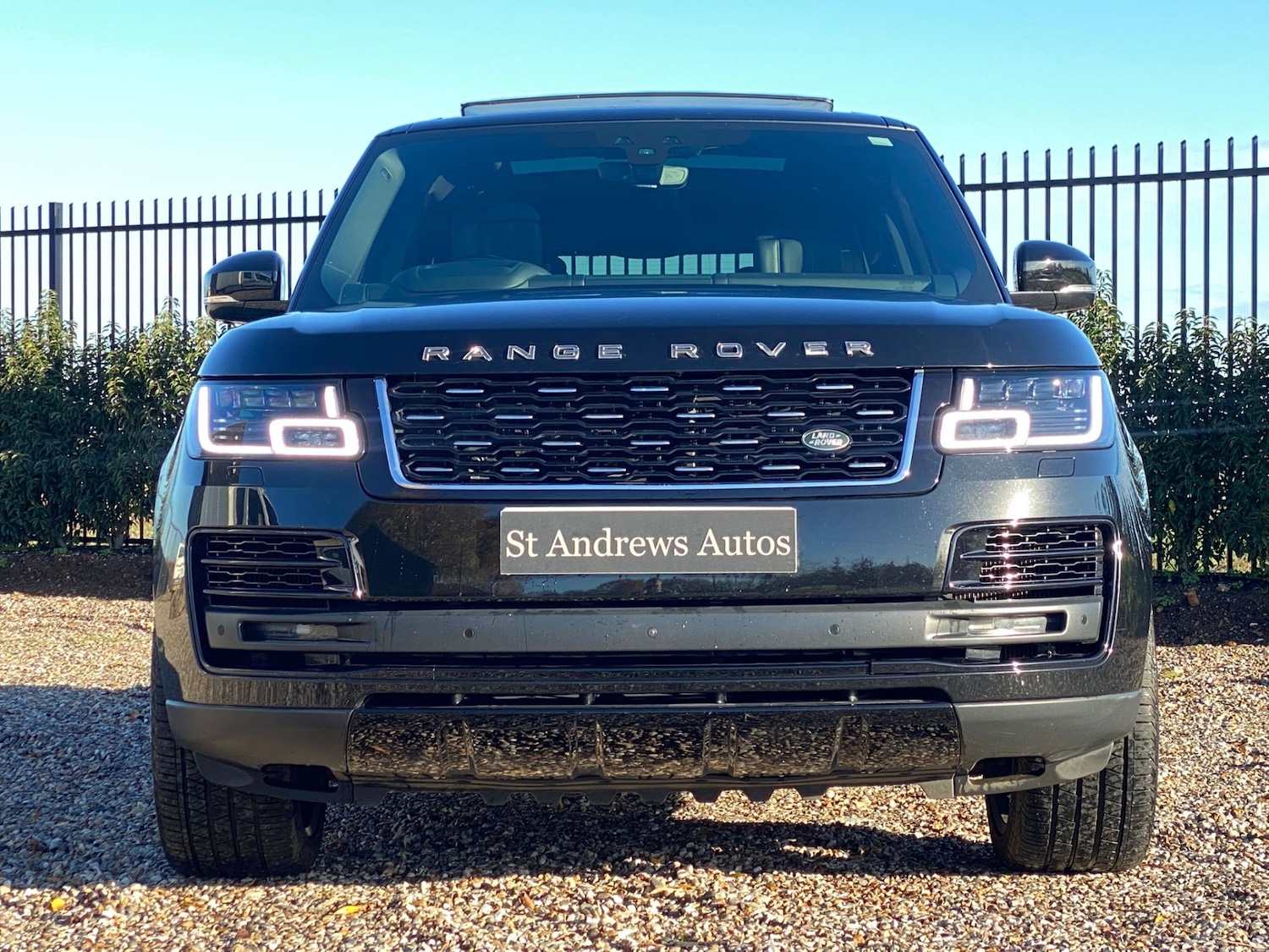 Used Land Rover Range Rover 2020 for sale - 76792654: Photo 2