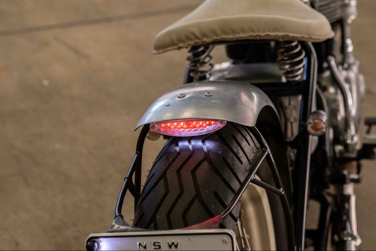 Kawasaki W650 DEUS CUSTOM BOBBER