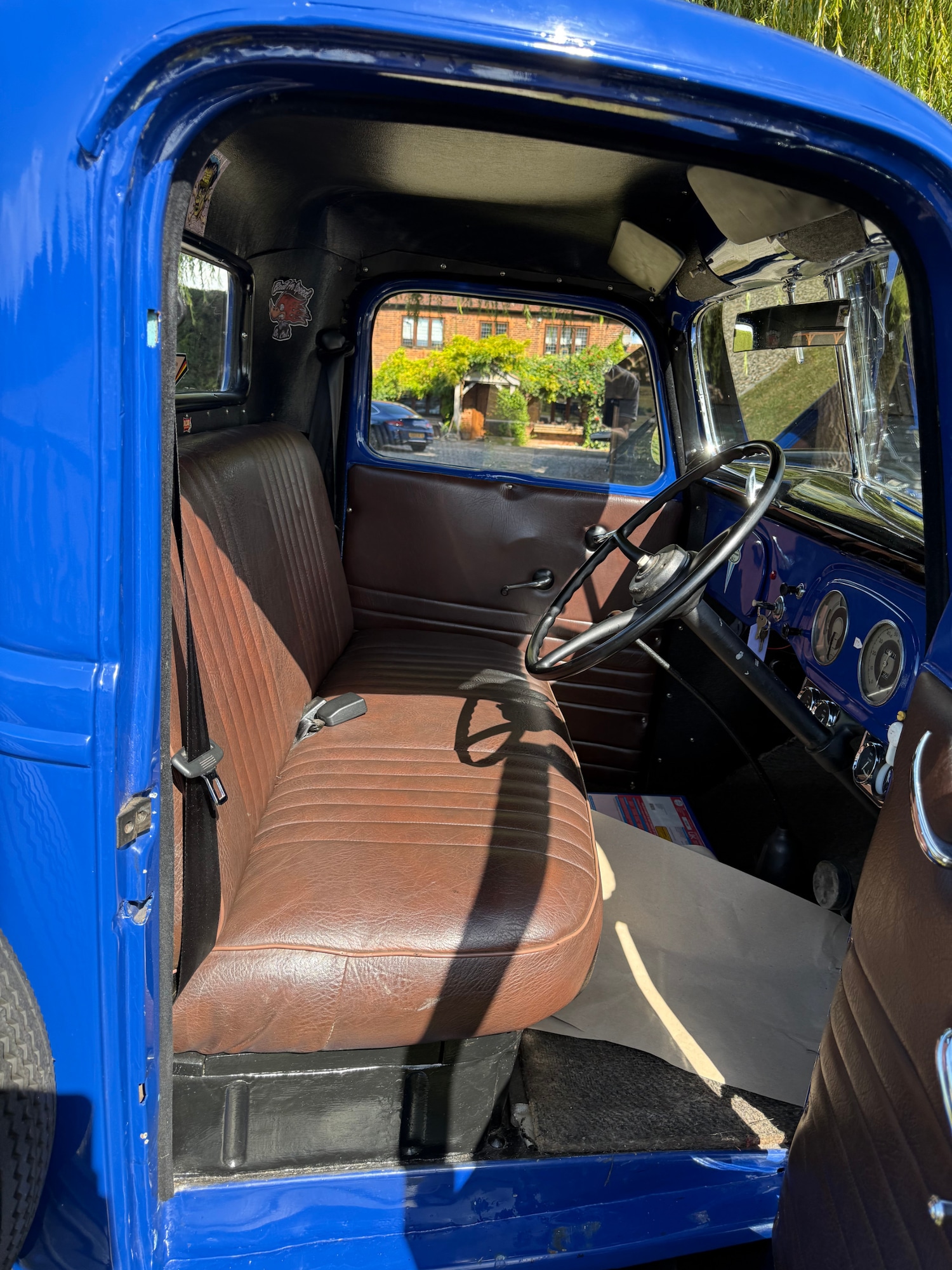 Vehicle 33