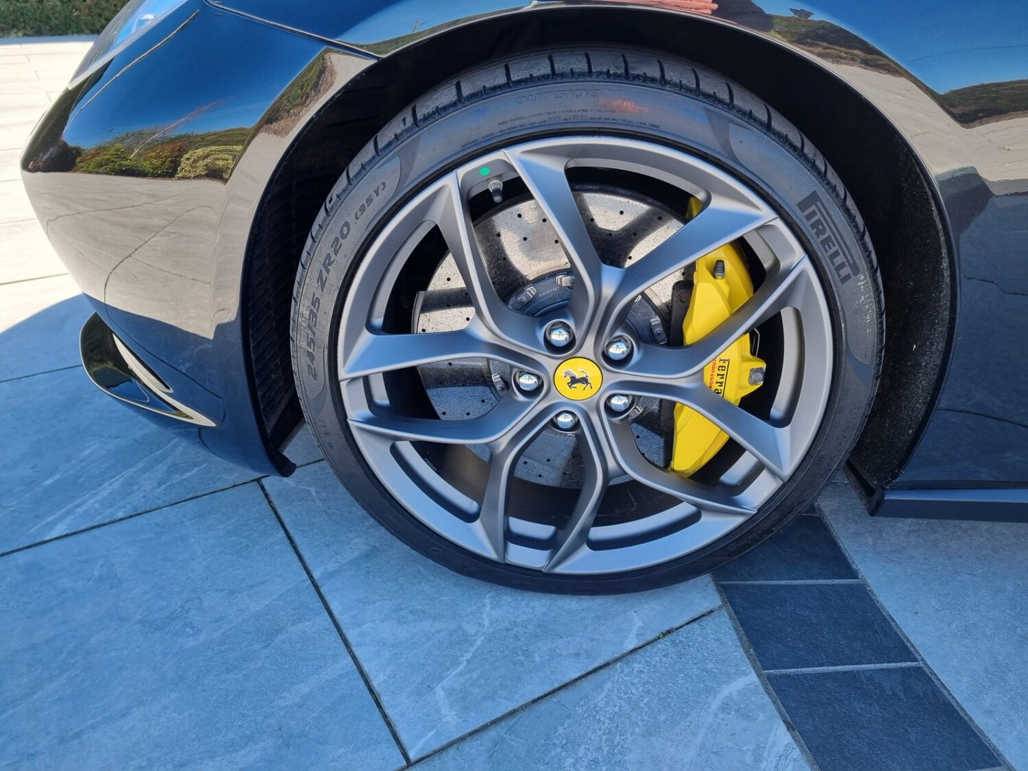 Used Ferrari GTC4Lusso 2018 for sale - 77432275: Photo 8