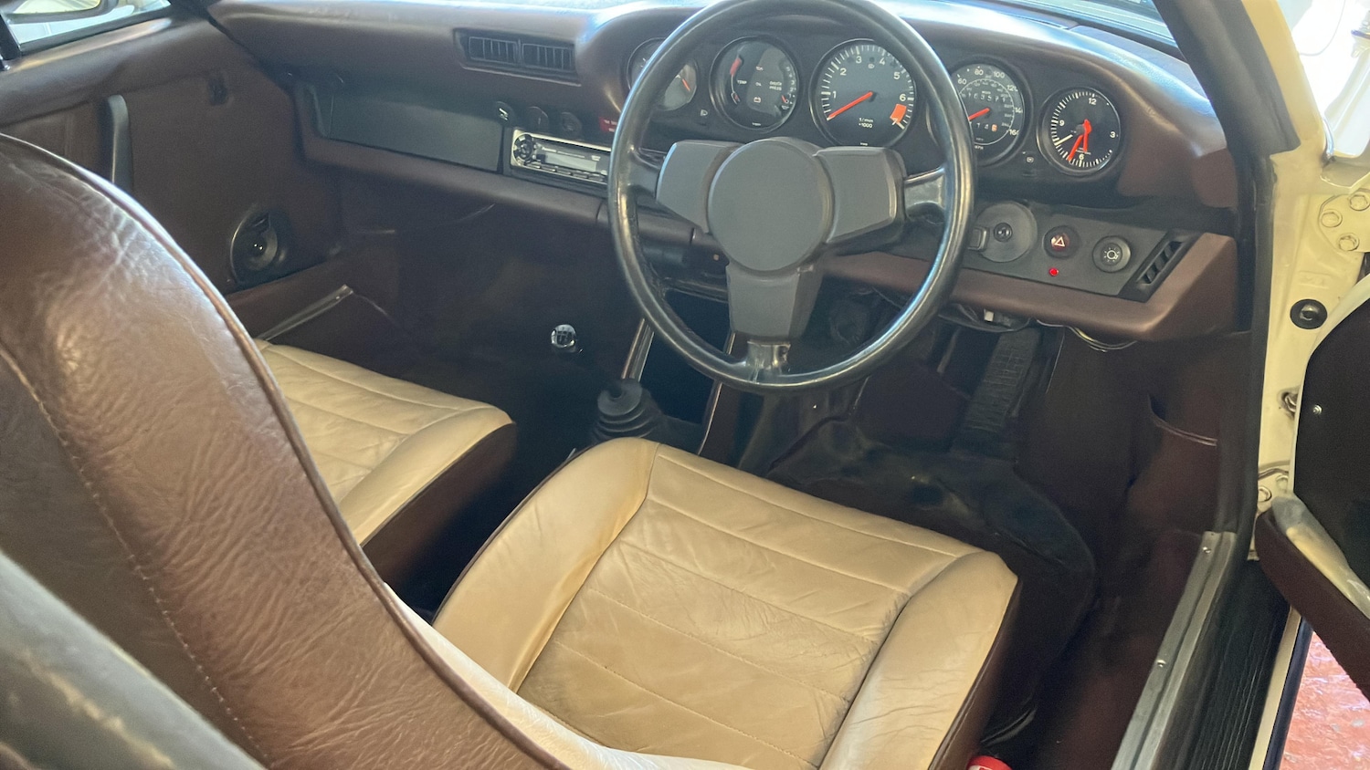 Used Porsche 911 1981 for sale - 77398510: Photo 6