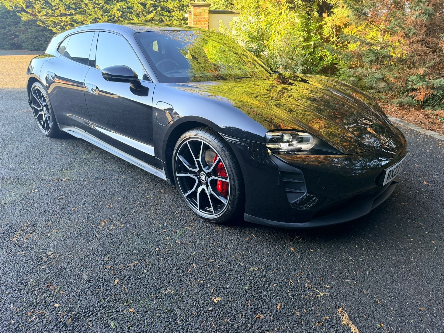 Used Porsche Taycan 2023 for sale - 77245560: Photo 4