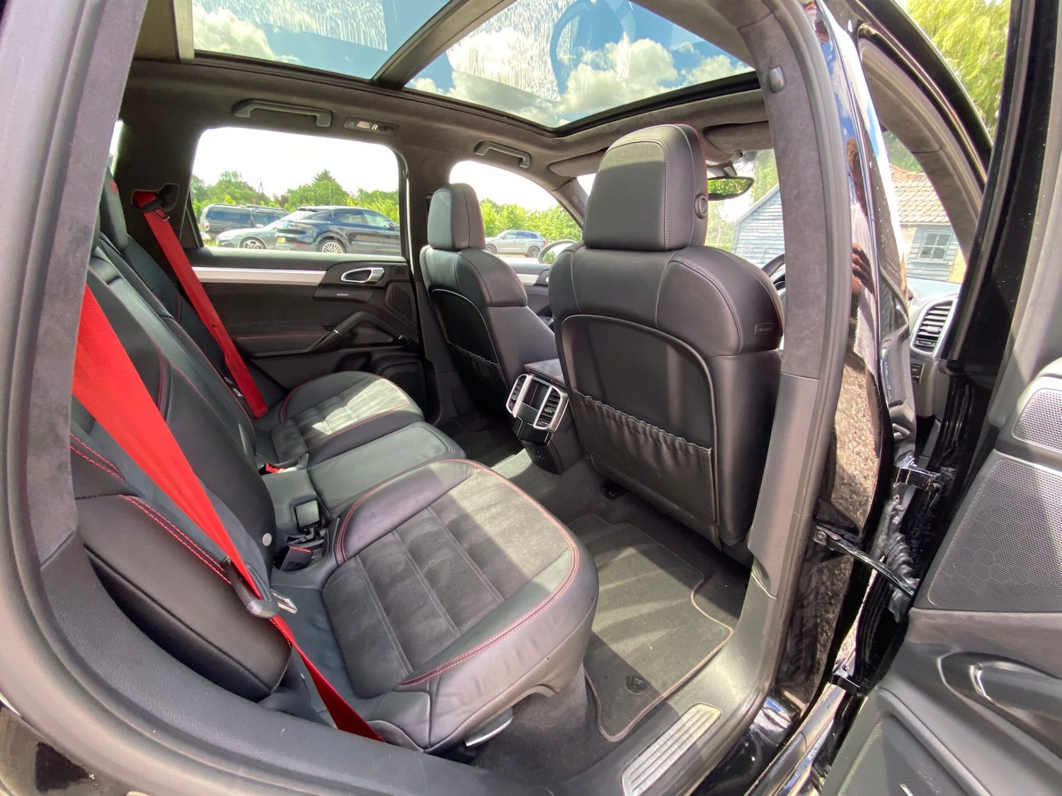 Used Porsche Cayenne 2013 for sale - 76382396: Photo 11