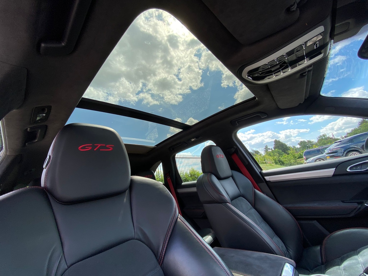 Used Porsche Cayenne 2013 for sale - 76382396: Photo 23