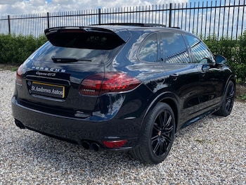 Used Porsche Cayenne 2013 for sale - 76382396: Photo