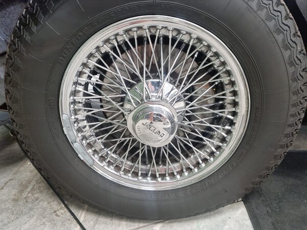 Used Jaguar E-Type 1974 for sale - 71437604: Photo 10