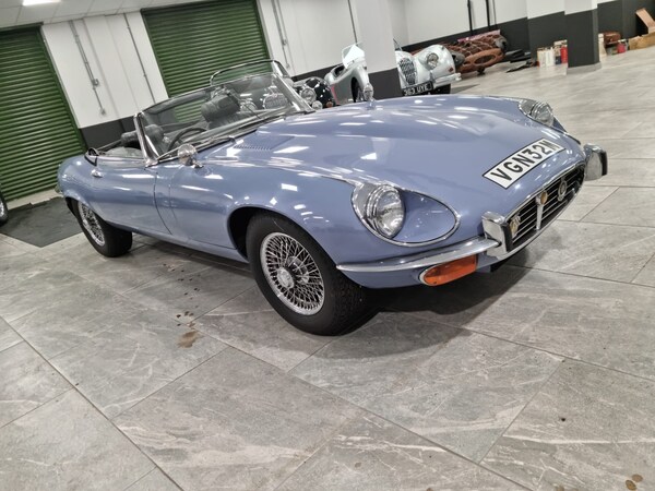 Used Jaguar E-Type 1974 for sale - 71437604: Photo 1