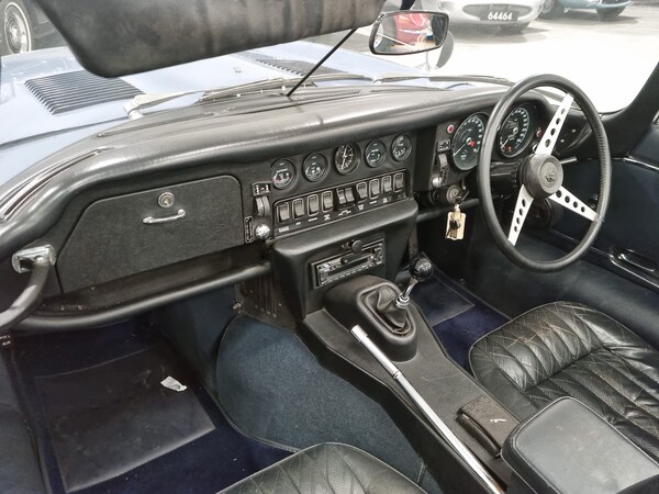Used Jaguar E-Type 1974 for sale - 71437604: Photo 5