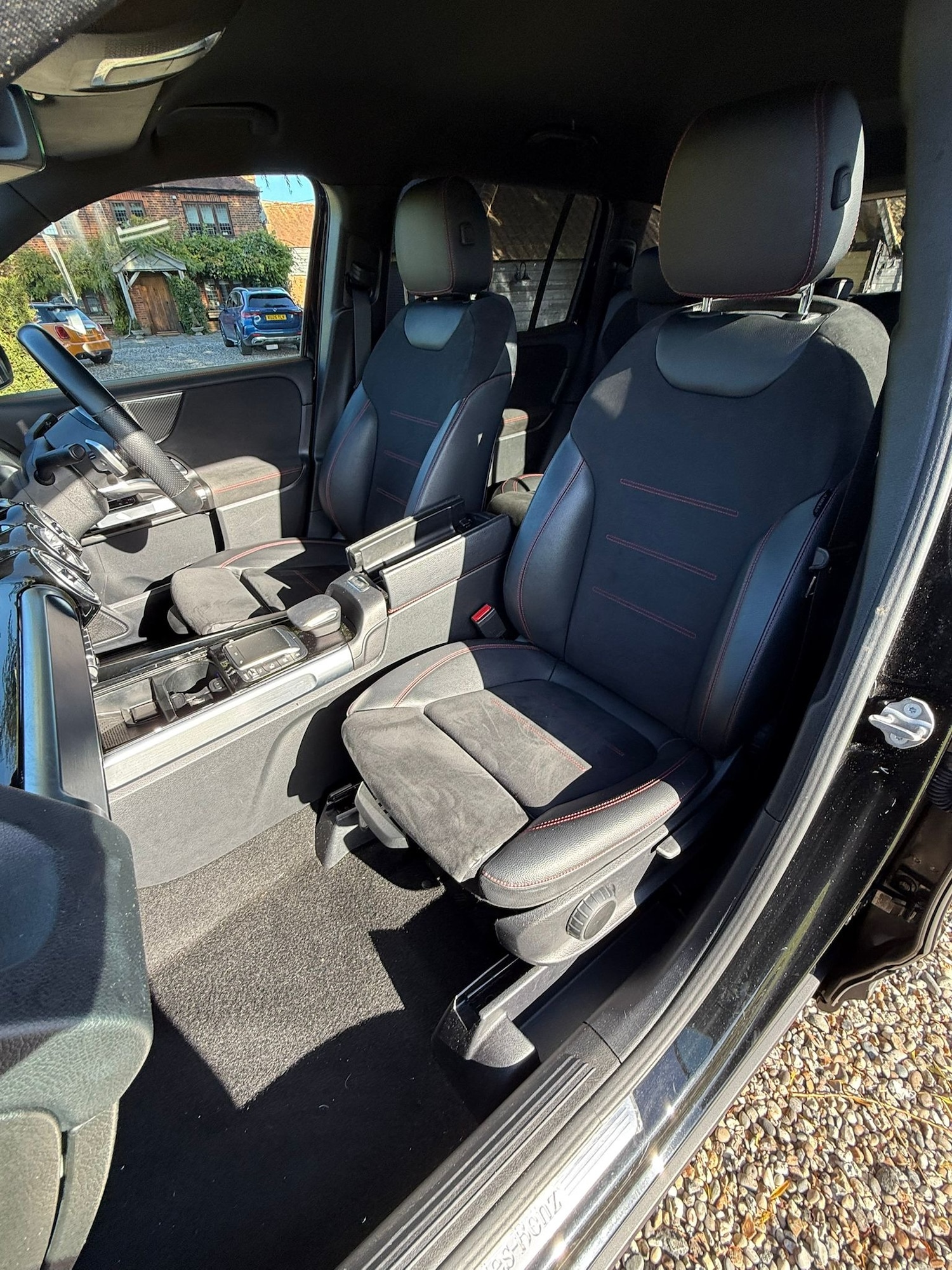 Used Mercedes-Benz GLB 2021 for sale - 76403292: Photo 38