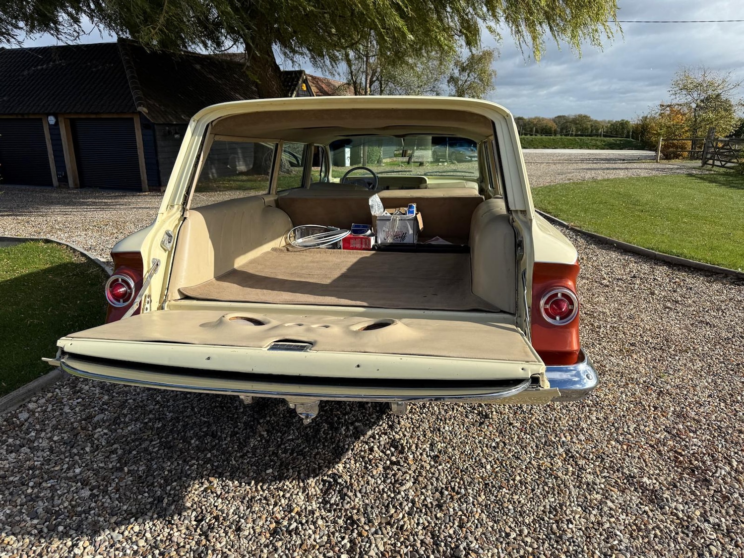 Used Chevrolet Impala 1961 for sale - 76404471: Photo 45