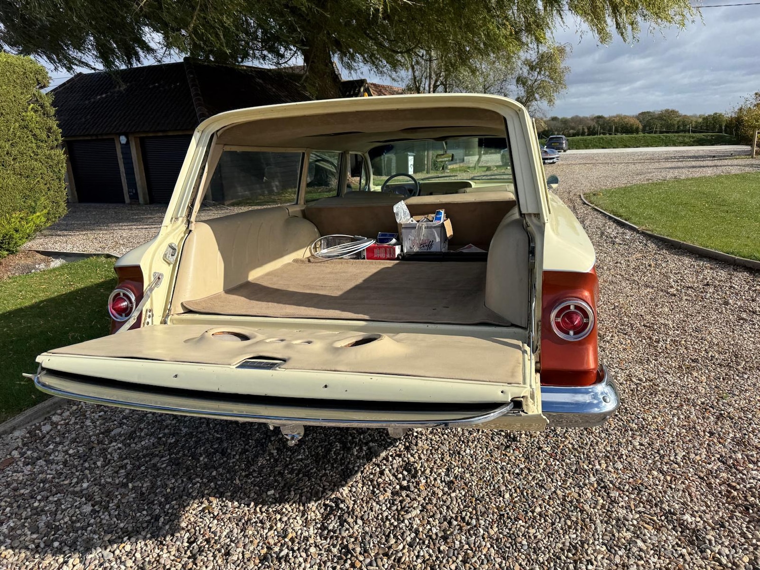 Used Chevrolet Impala 1961 for sale - 76404471: Photo 47