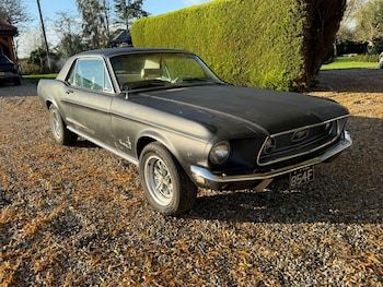 1968 - V8 Project . Runs Drives and Stops 2-Door