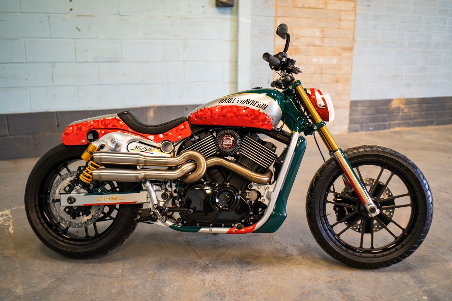 Harley-Davidson STREET XG750R CUSTOM