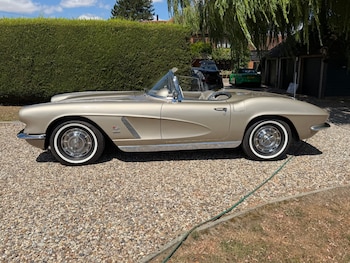 Used Chevrolet Corvette 1962 for sale - 79467960: Photo