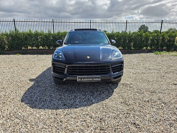 Used Porsche Cayenne 2018 for sale - 75482429: Photo