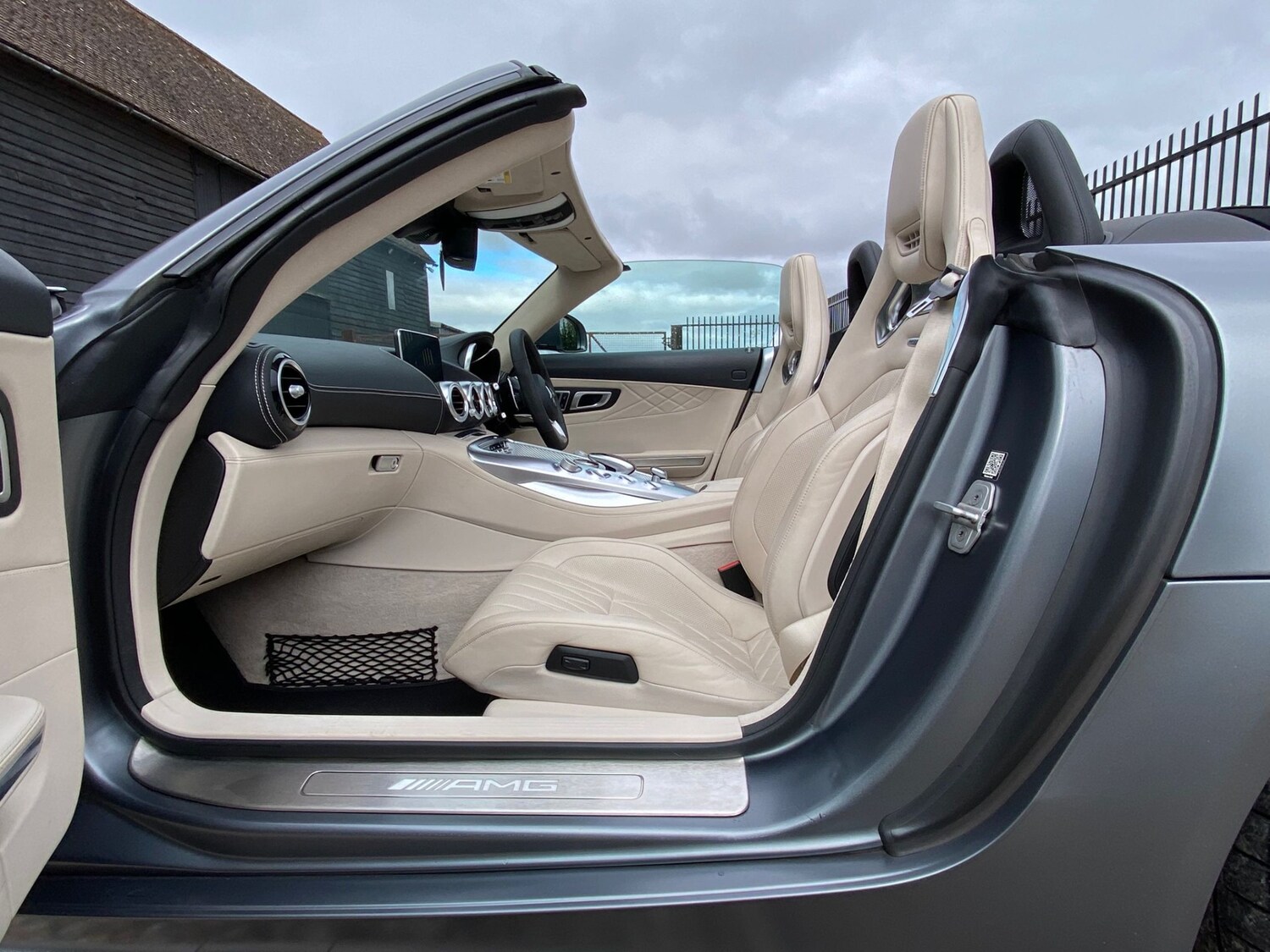 Used Mercedes-Benz AMG GT 2017 for sale - 76319662: Photo 37