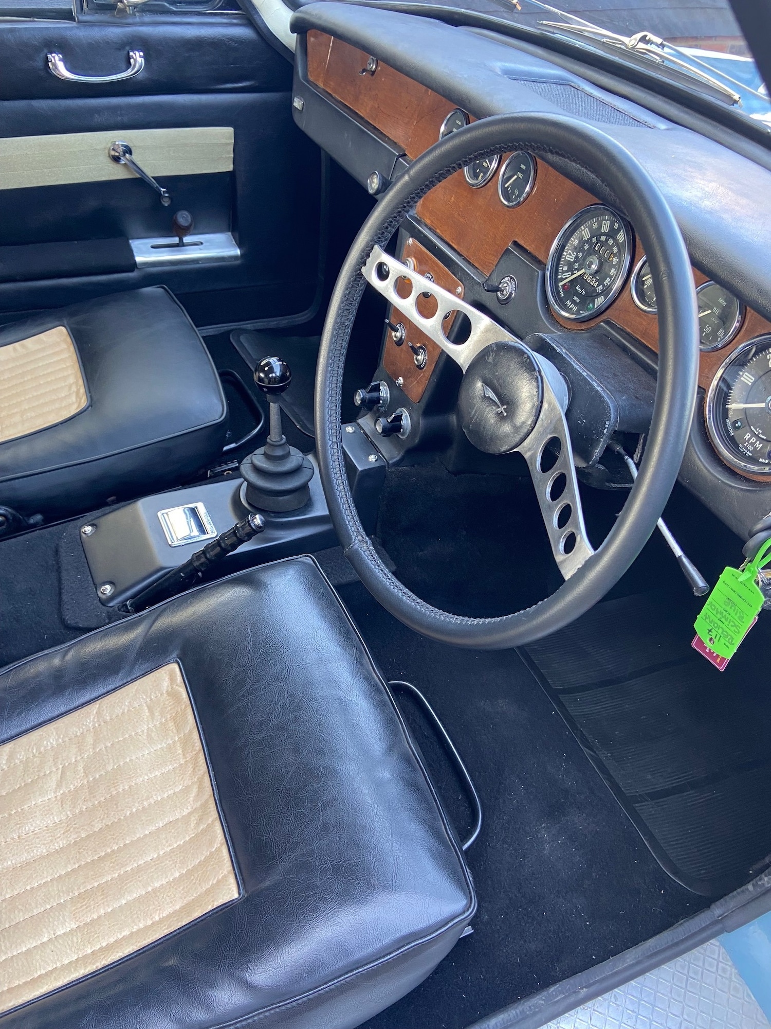 Used Reliant Scimitar 1965 for sale - 77829984: Photo 13