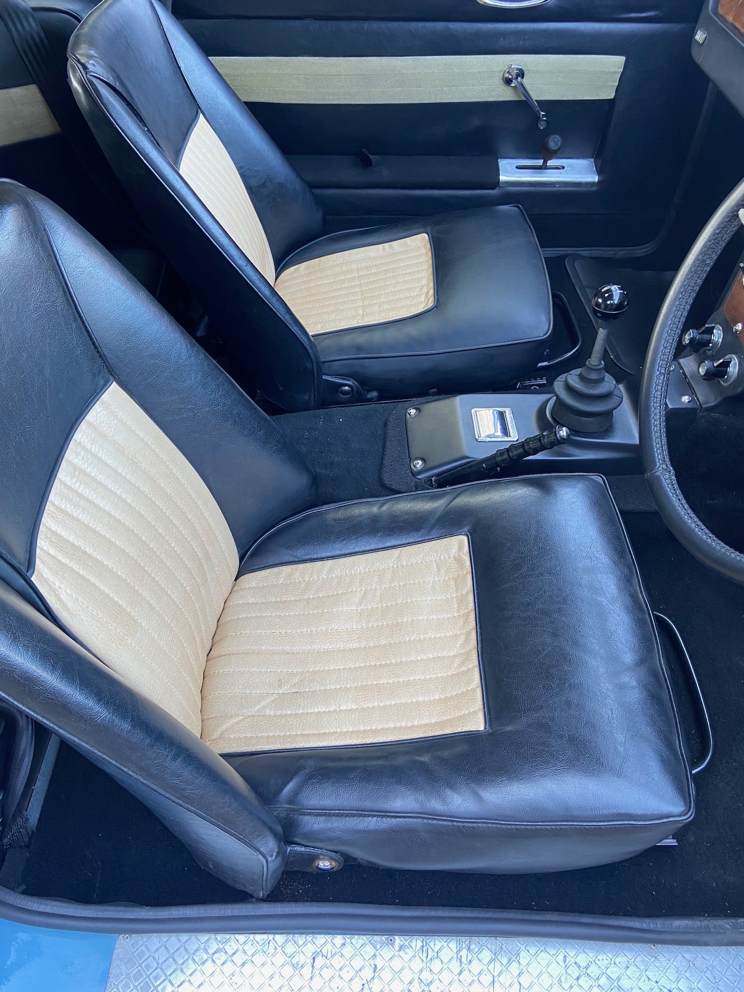 Used Reliant Scimitar 1965 for sale - 77829984: Photo 20