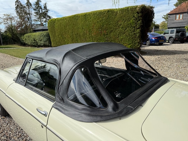 Used MG MGB 1965 for sale - 75763172: Photo 8