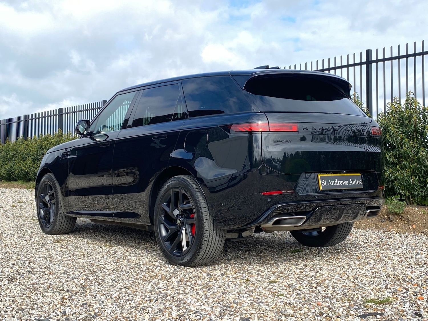 Used Land Rover Range Rover Sport 2025 for sale - 78105004: Photo 4