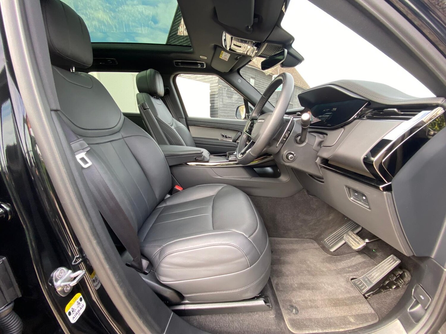 Used Land Rover Range Rover Sport 2025 for sale - 78105004: Photo 8